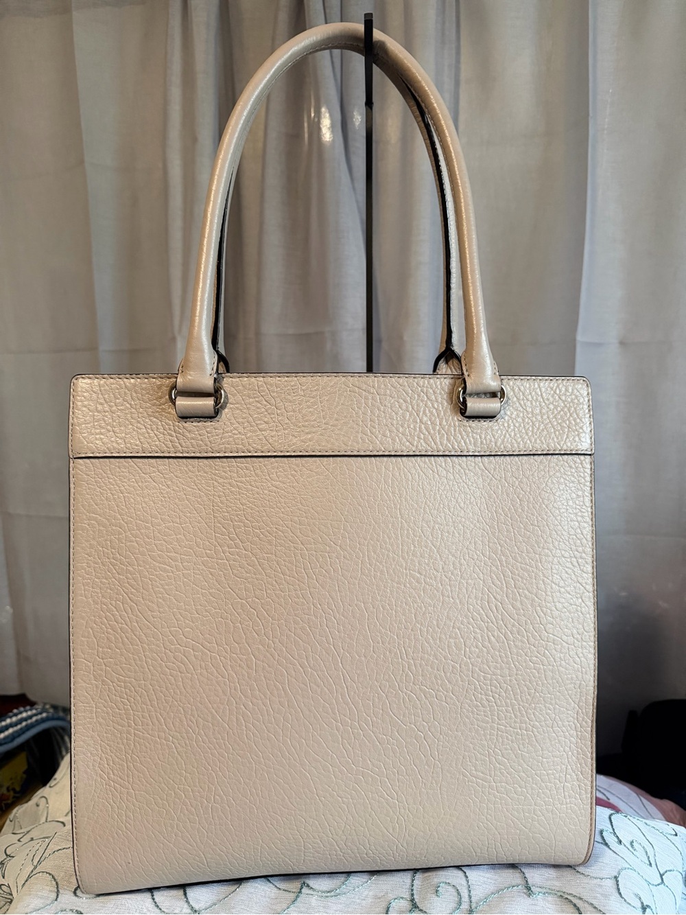 Kate Spade Perri Lane Bubbles Lynne Perforated Leather Tote Bag – Ivory / Cream - Picture 3 of 11